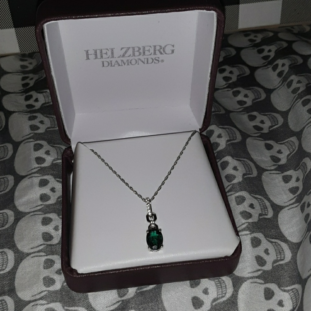 Hellzberg Diamond Emerald Necklace